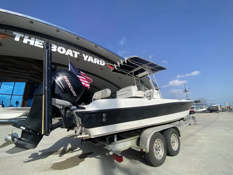 Slide: The Image of Triton 240 LTS 2007 - 4