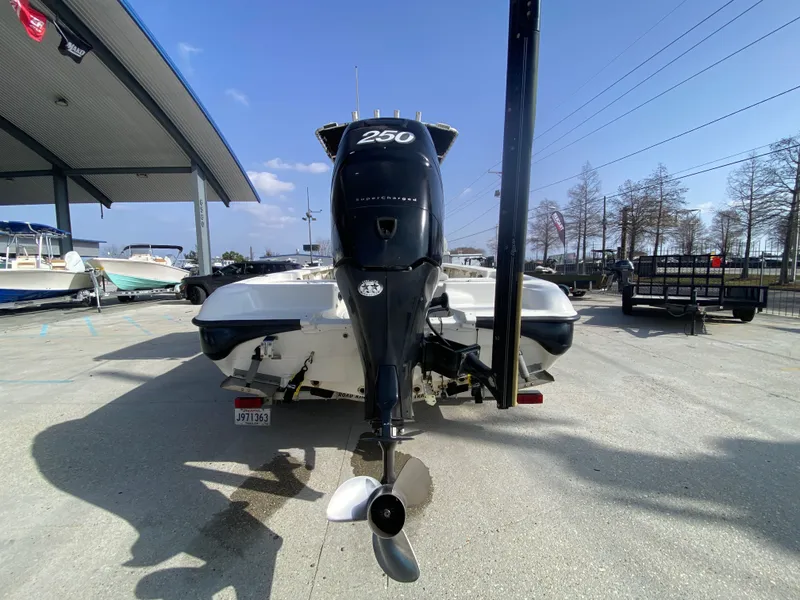 Slide: The Image of Triton 240 LTS 2007 - 5