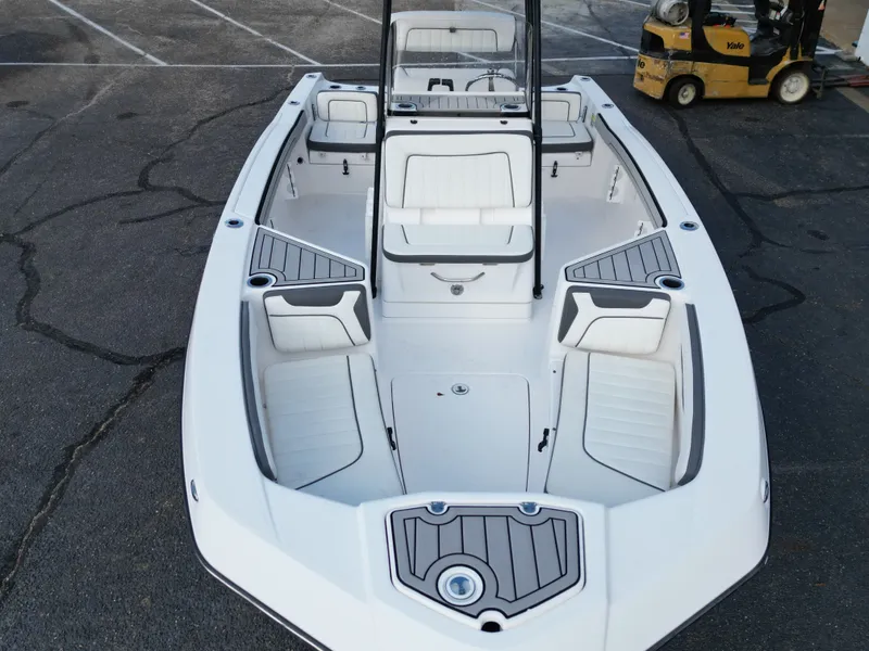 Slide: The Image of Yamaha 210 FSH Sport 2020 - 9