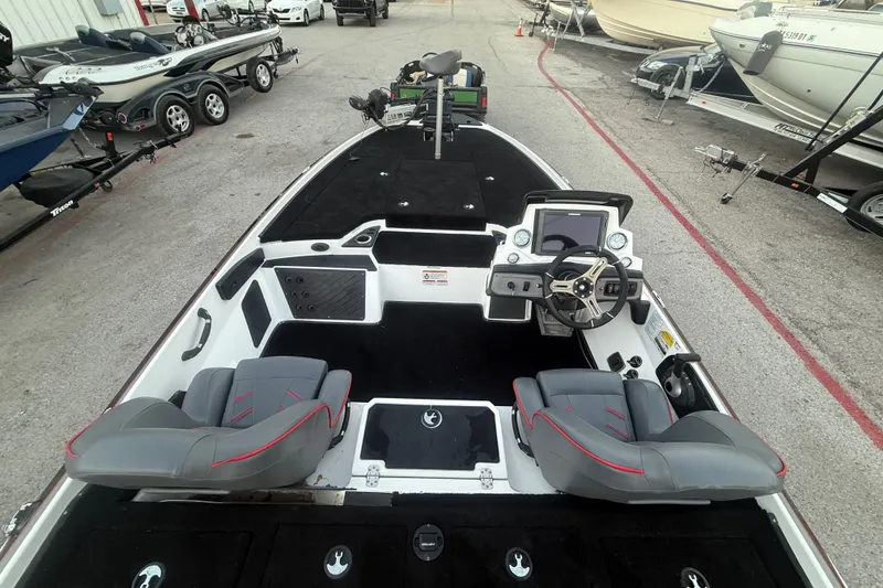 Slide: The Image of Nitro Z20 boat dashboard with fishfinder and trolling motor, 2020 model. - 32