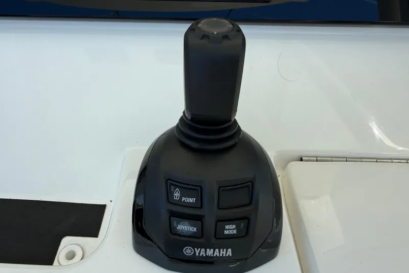 Slide: The Image of Yamaha joystick control on 2020 Regulator 31 boat. - 16