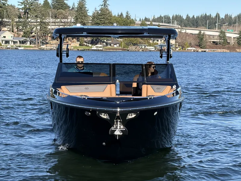 Slide: The Image of Cobalt R31 Surf 2026 - 3