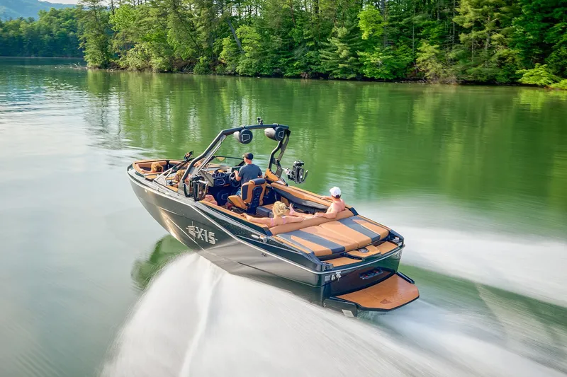 The Image of Malibu Axis T235 2026 - 1