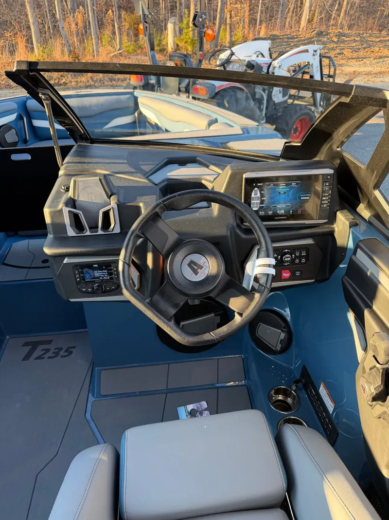 Slide: The Image of Malibu Axis T235 2026 - 7