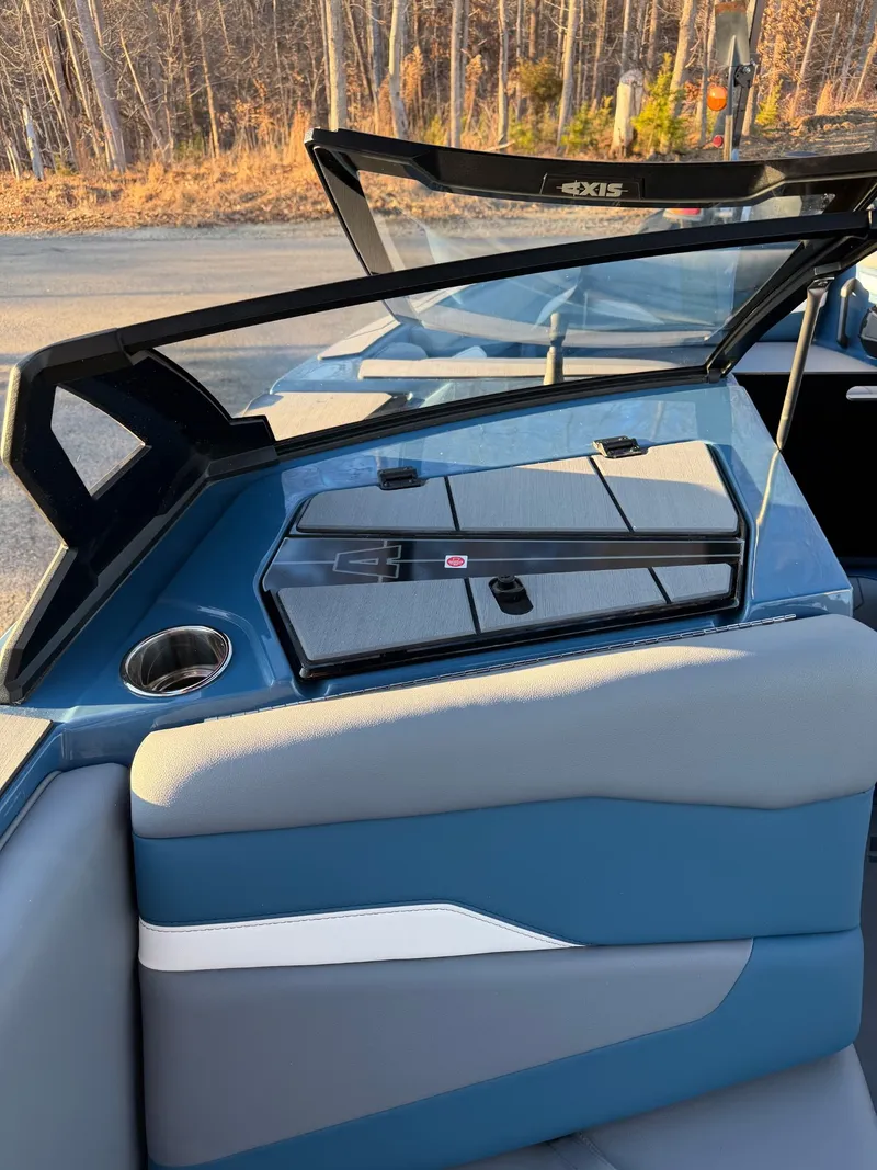 Slide: The Image of Malibu Axis T235 2026 - 9