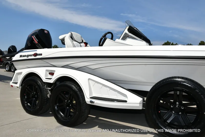 Slide: The Image of Ranger Z520R 2026 - 17