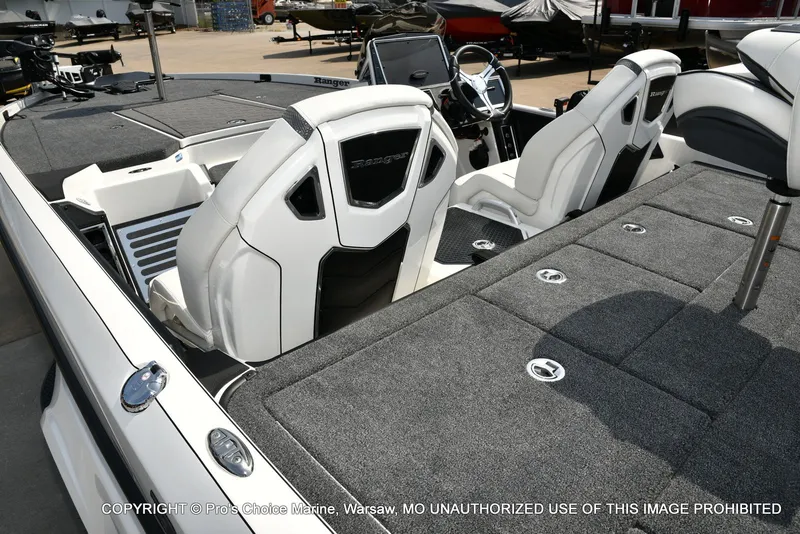 Slide: The Image of Ranger Z520R 2026 - 42