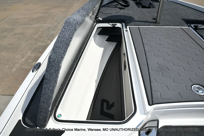 Slide: The Image of Ranger Z520R 2026 - 62