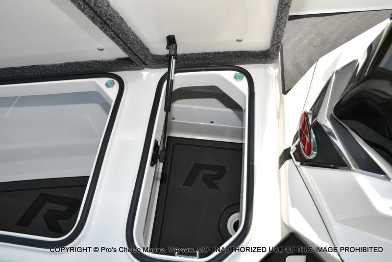 Slide: The Image of Ranger Z520R 2026 - 65