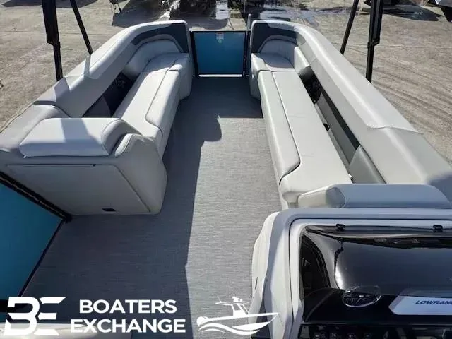 Slide: The Image of Sweetwater Sweetwater 2286CP 2026 - 8