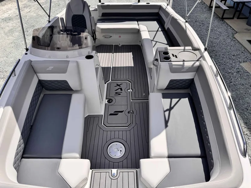 Slide: The Image of Starcraft SVX 211 OB 2026 - 4