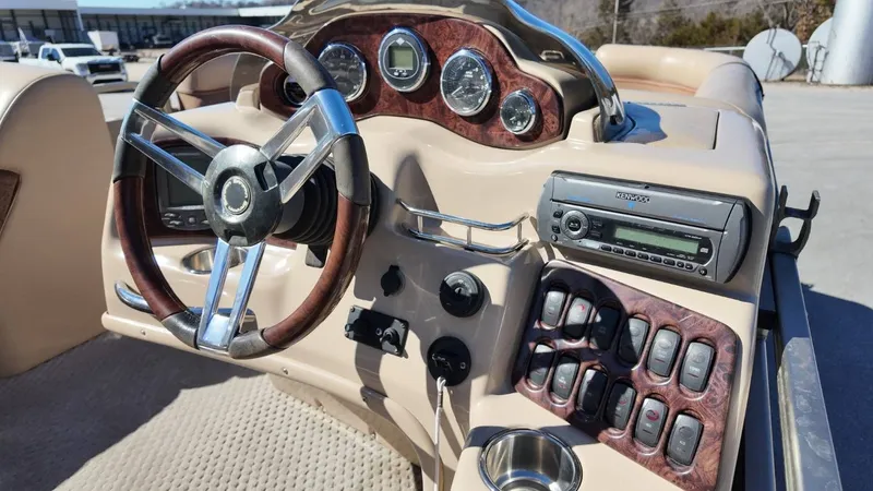 Slide: The Image of Godfrey Sanpan 2200 2007 - 29