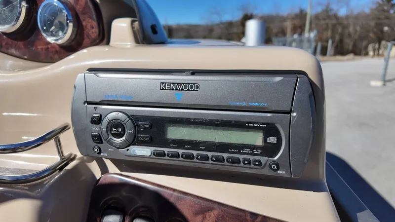 Slide: The Image of Godfrey Sanpan 2200 2007 - 31