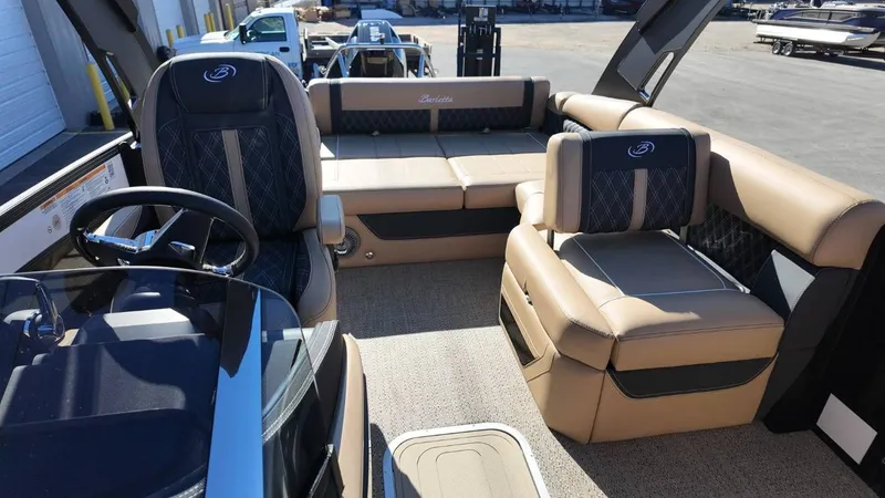 Slide: The Image of Barletta Lusso 25UA 2026 - 10