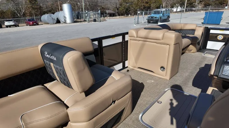 Slide: The Image of Barletta Lusso 25UA 2026 - 12