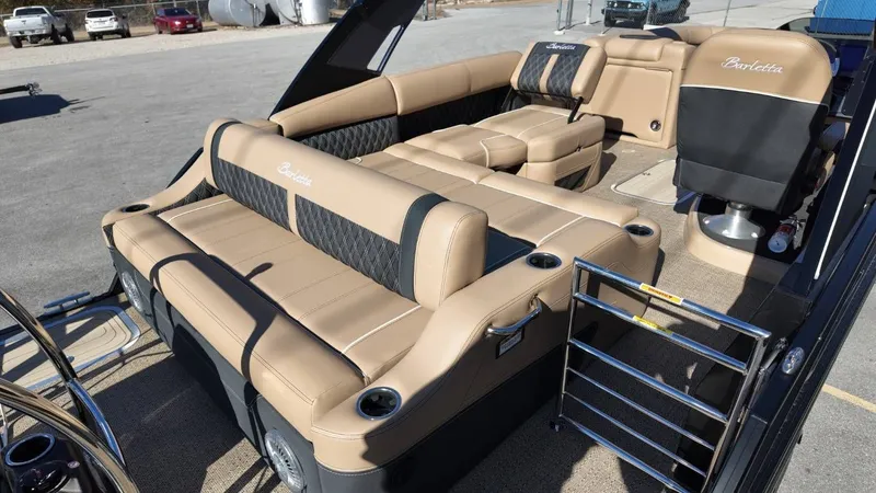 Slide: The Image of Barletta Lusso 25UA 2026 - 18