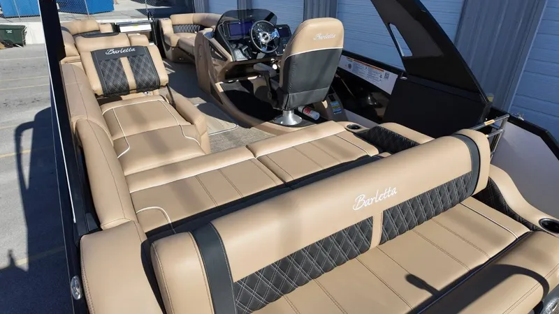 Slide: The Image of Barletta Lusso 25UA 2026 - 19