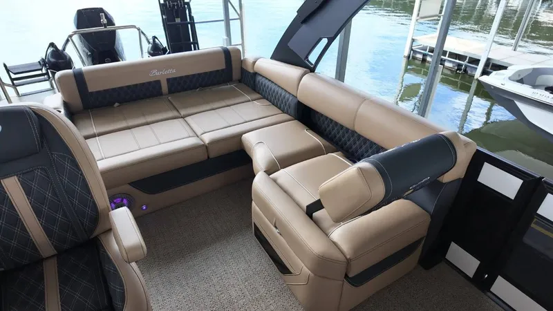 Slide: The Image of Luxurious interior of 2026 Barletta Lusso 25UA on the water. - 34
