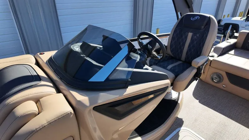 Slide: The Image of Barletta Lusso 25UA 2026 - 9