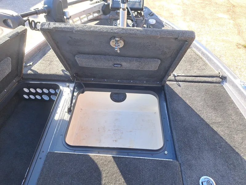 Slide: The Image of Skeeter FX21 2014 - 19