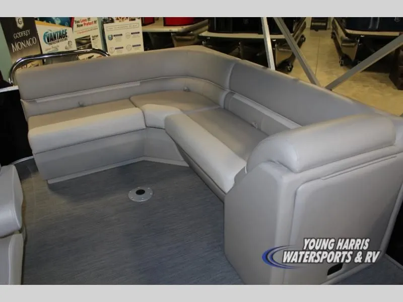 Slide: The Image of Godfrey 2086BFX 2026 - 5