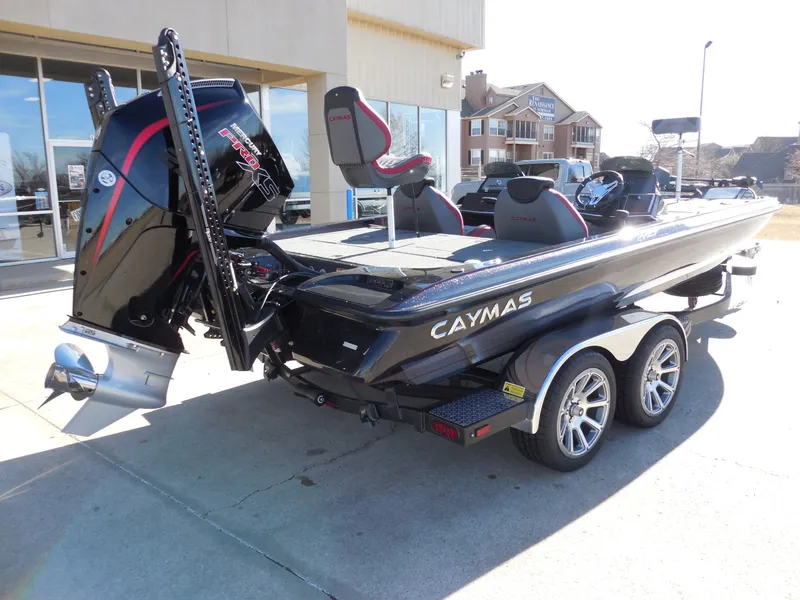 Slide: The Image of Caymas CX 21 PRO 2026 - 3