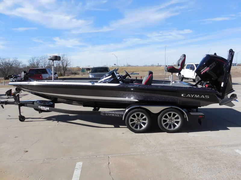 Slide: The Image of Caymas CX 21 PRO 2026 - 5