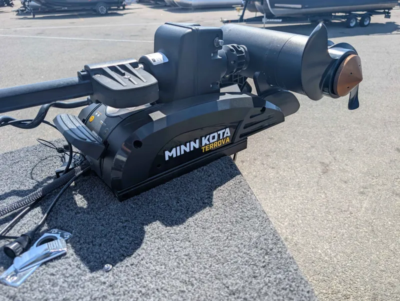 Slide: The Image of Minn Kota Terrova motor on Lund 1875 Impact boat, 2023 model. - 5