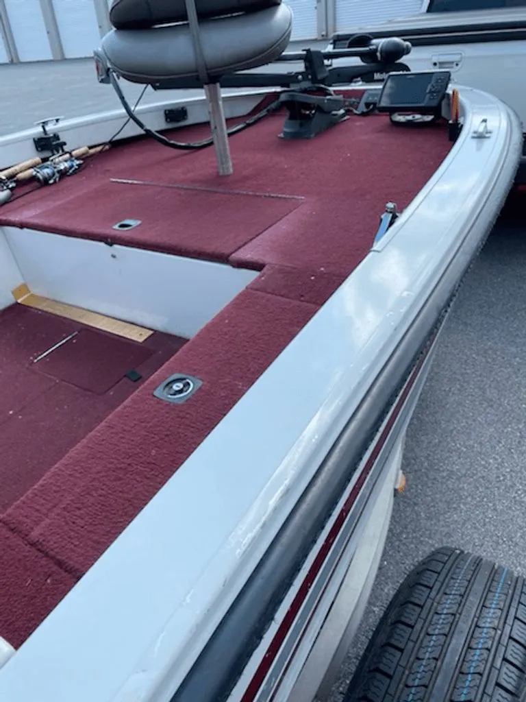 Slide: The Image of Ranger Cherokee 1995 - 4