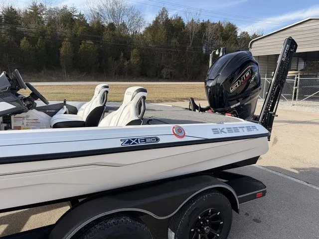 Slide: The Image of Skeeter ZXE20 2026 - 19