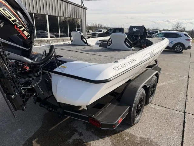 Slide: The Image of Skeeter ZXE20 2026 - 3