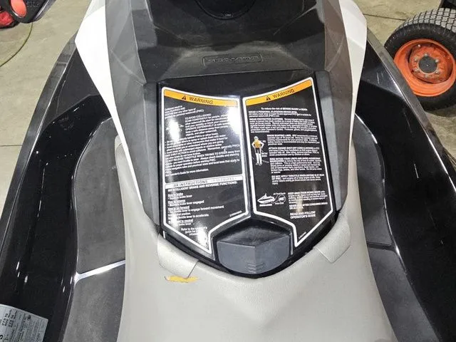 Slide: The Image of Sea-Doo GTI 2017 - 10
