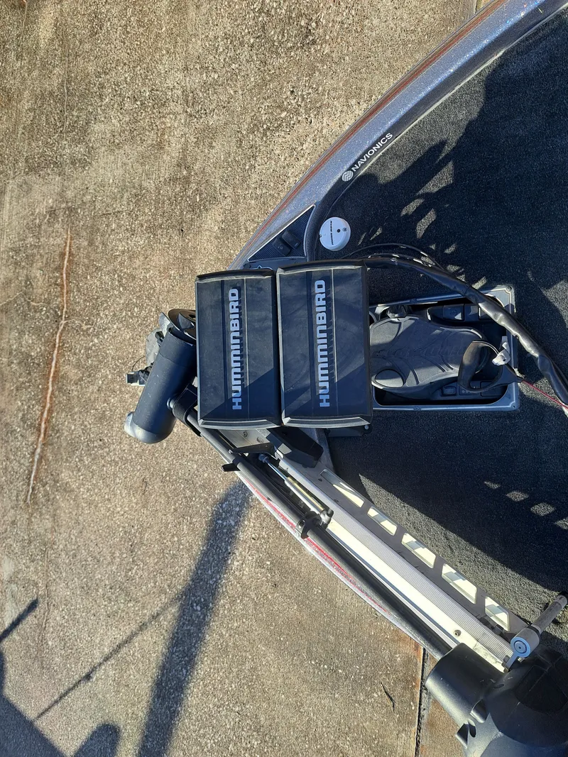 Slide: The Image of Skeeter FX21 2014 - 11