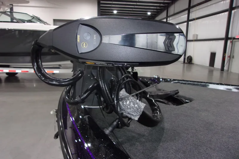 Slide: The Image of 2025 Skeeter ZXR21 boat motor in a showroom, showcasing advanced design and technology. - 7