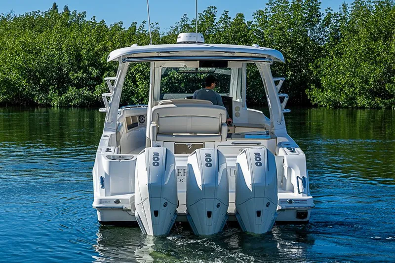 Slide: The Image of Boston Whaler 350 Realm 2022 - 4