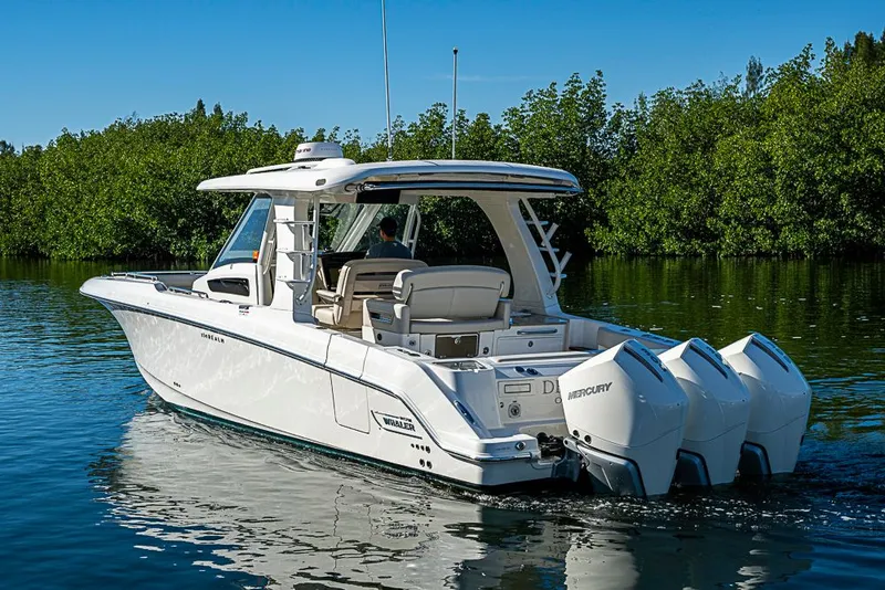 Slide: The Image of Boston Whaler 350 Realm 2022 - 5