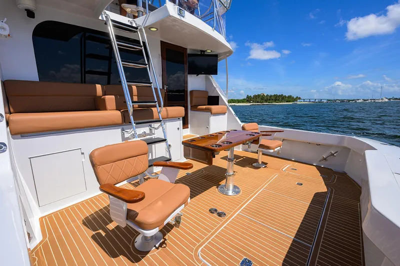 Slide: The Image of Hatteras 60 Convertible 2001 - 62