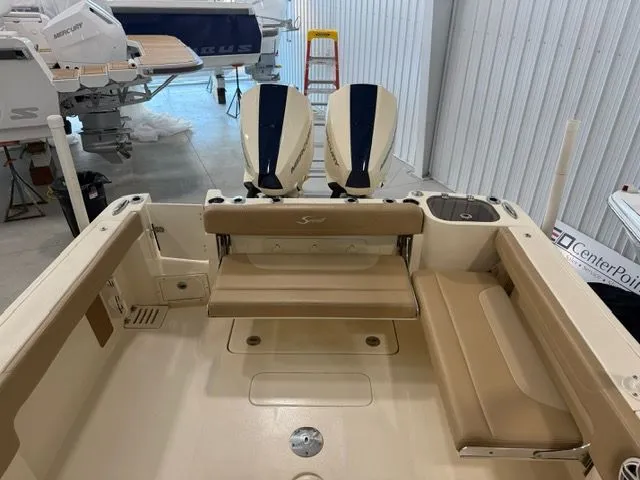 Slide: The Image of Scout 255 Dorado 2023 - 24