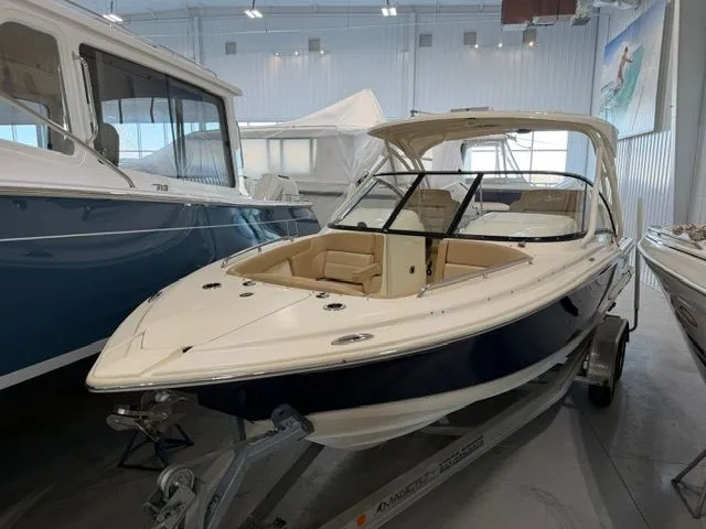 Slide: The Image of Scout 255 Dorado 2023 - 4