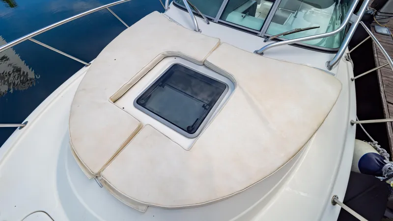 Slide: The Image of Robalo R305 Walkaround 2010 - 52