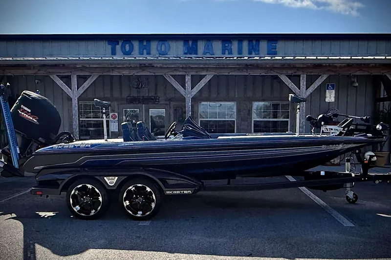 The Image of 2018 Skeeter FX20 boat parked at Toho Marine dealership. - 0