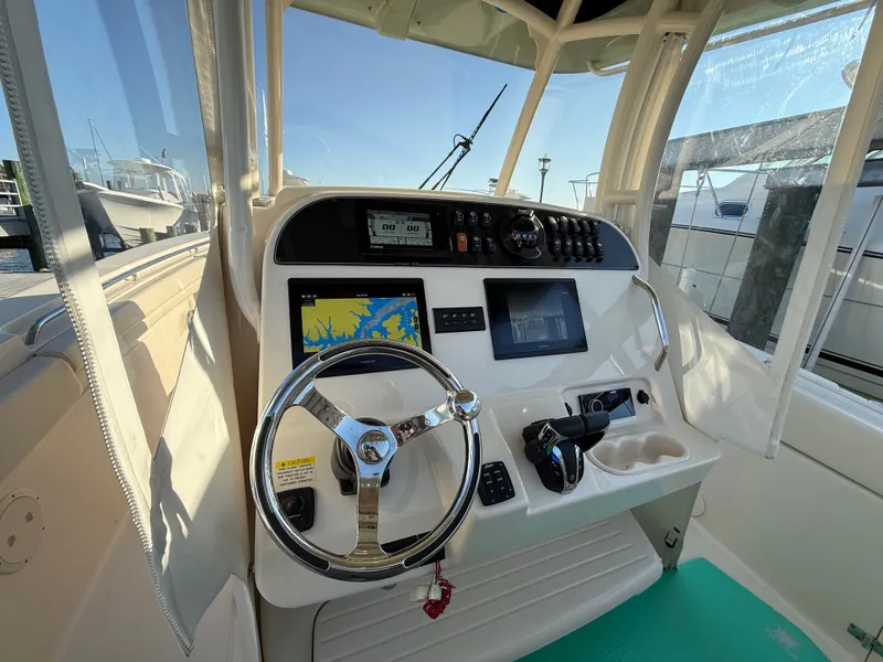 Slide: The Image of Grady-White Canyon 306 2021 - 2