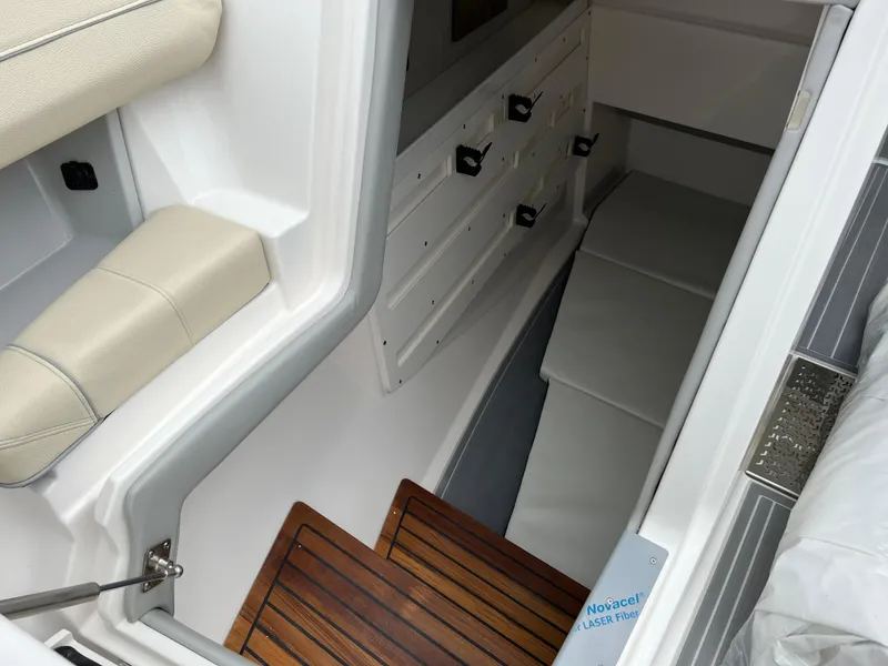 Slide: The Image of Regal LS36 2022 - 57