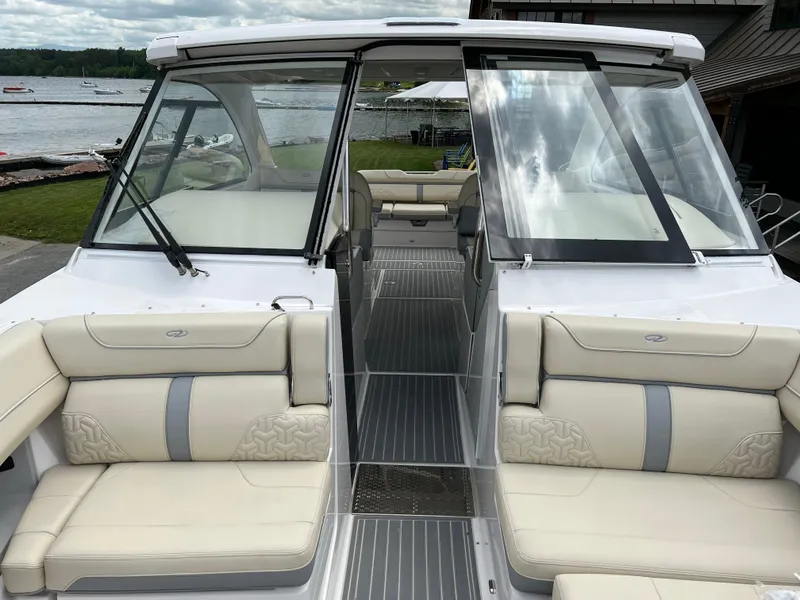 Slide: The Image of Regal LS36 2022 - 62