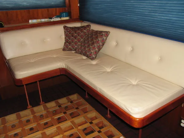 Slide: The Image of Chris-Craft Catalina 362 1986 - 5