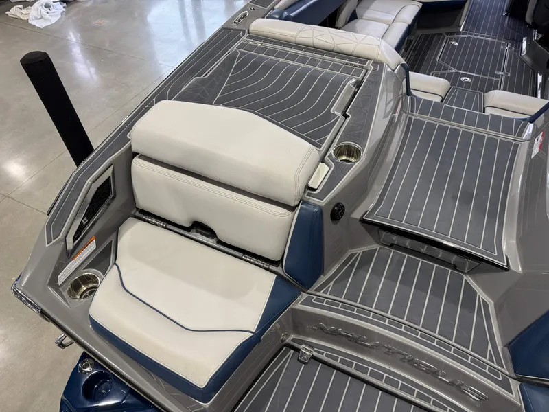 Slide: The Image of Nautique Super Air Nautique G23 Paragon 2020 - 12