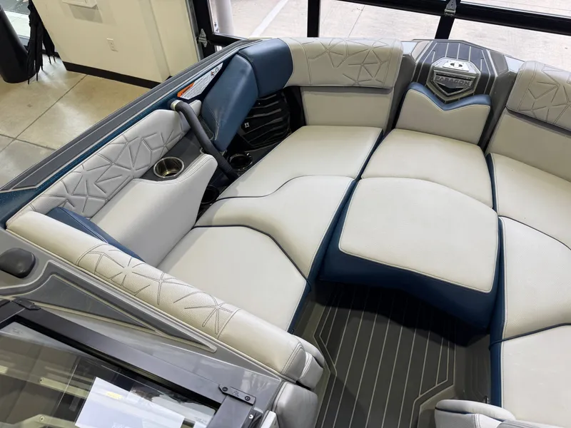 Slide: The Image of Nautique Super Air Nautique G23 Paragon 2020 - 22