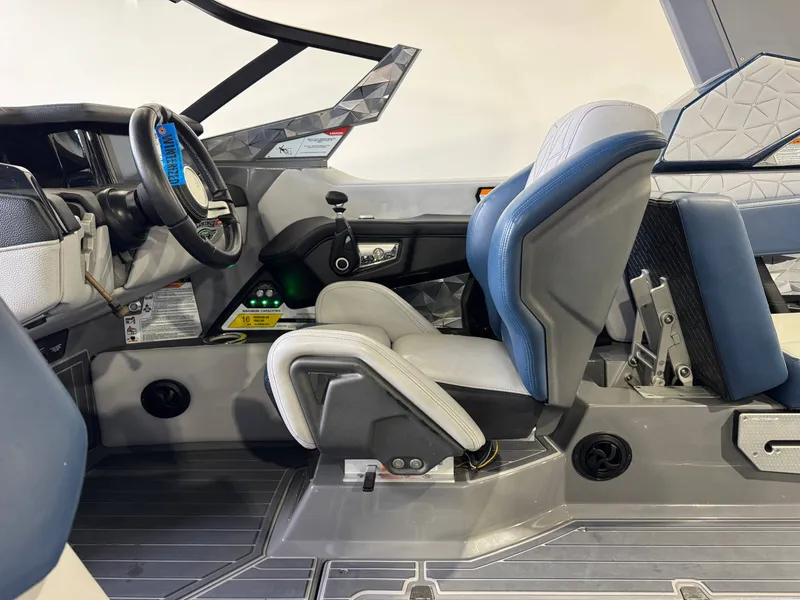 Slide: The Image of Nautique Super Air Nautique G23 Paragon 2020 - 26