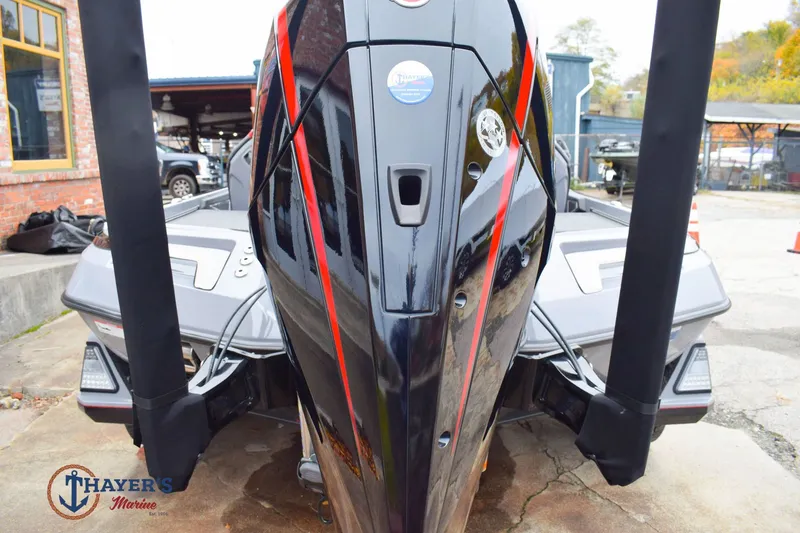 Slide: The Image of Ranger Z520R 2023 - 3