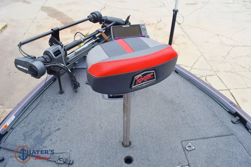 Slide: The Image of Ranger Z520R 2023 - 37